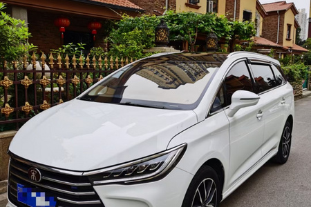 宜昌二手比亚迪宋MAX 2018款 1.5TI 双离合 智联豪华版 6座